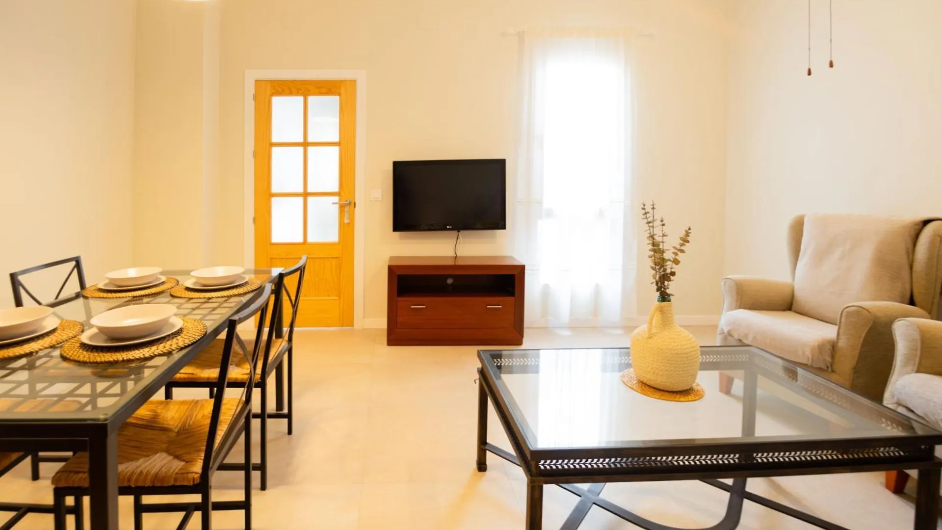 Encantadora Casa En Barrio De Triana Siviglia 0*,  Spagna